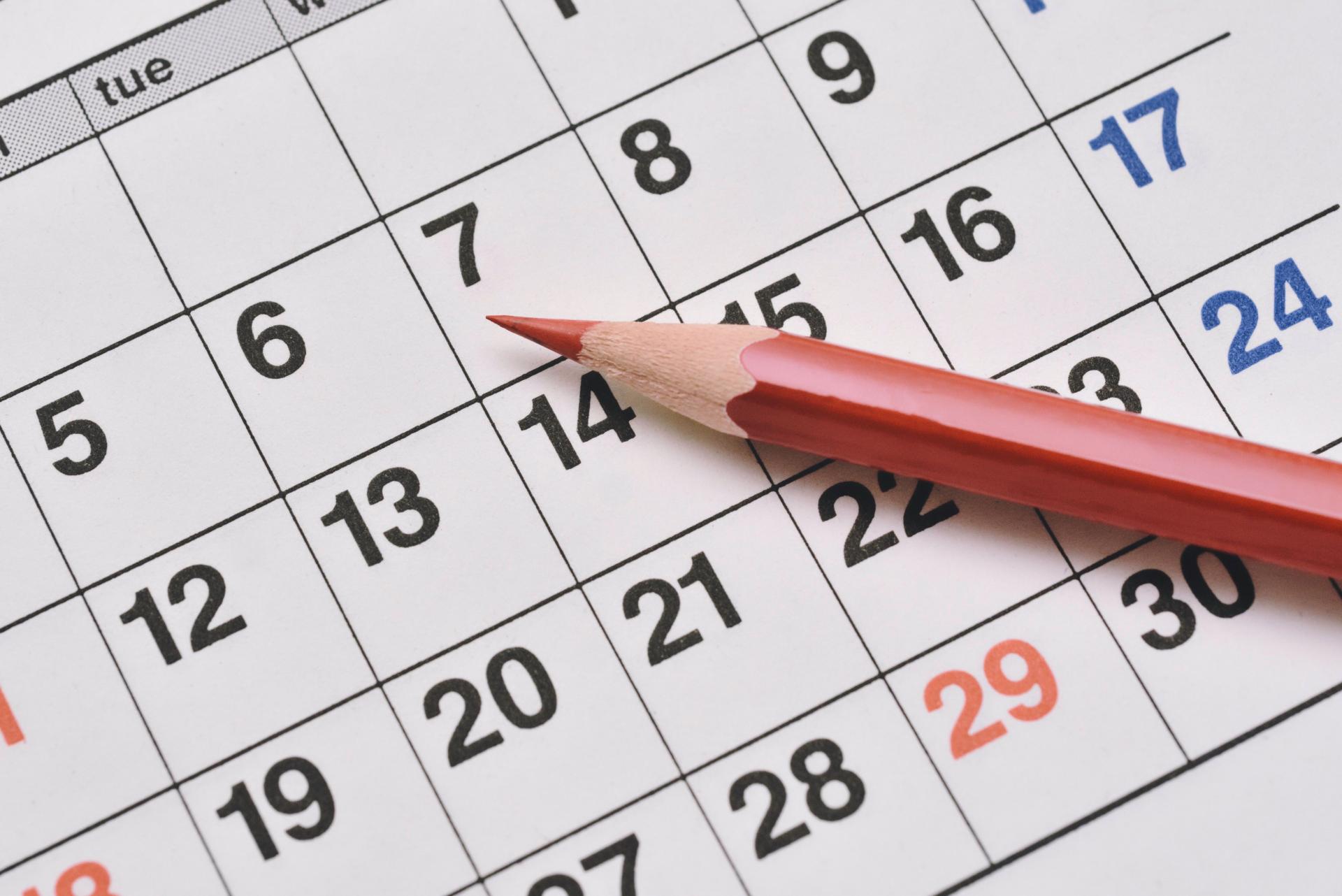 calendrier avec crayon