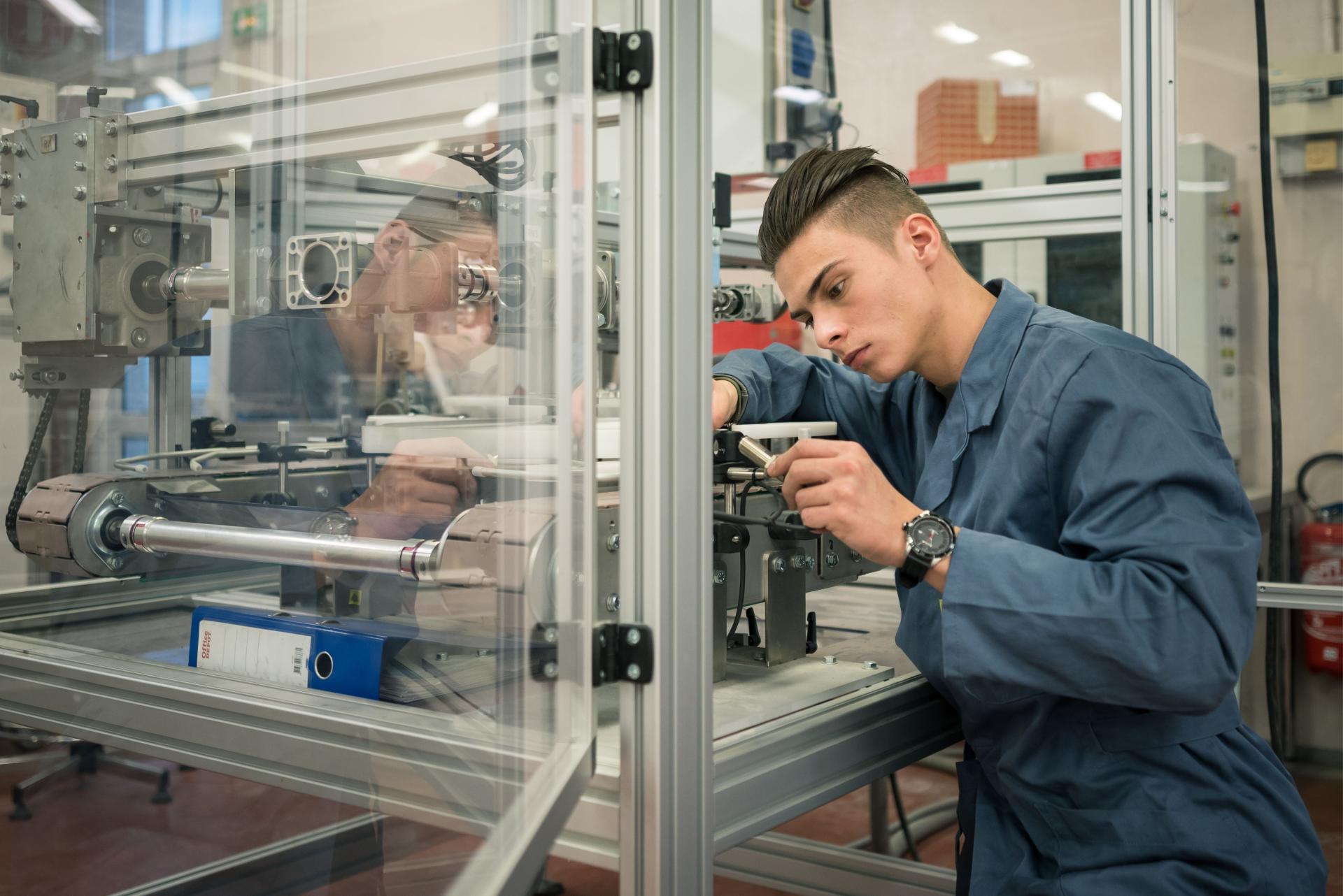 apprentis technicien maintenance