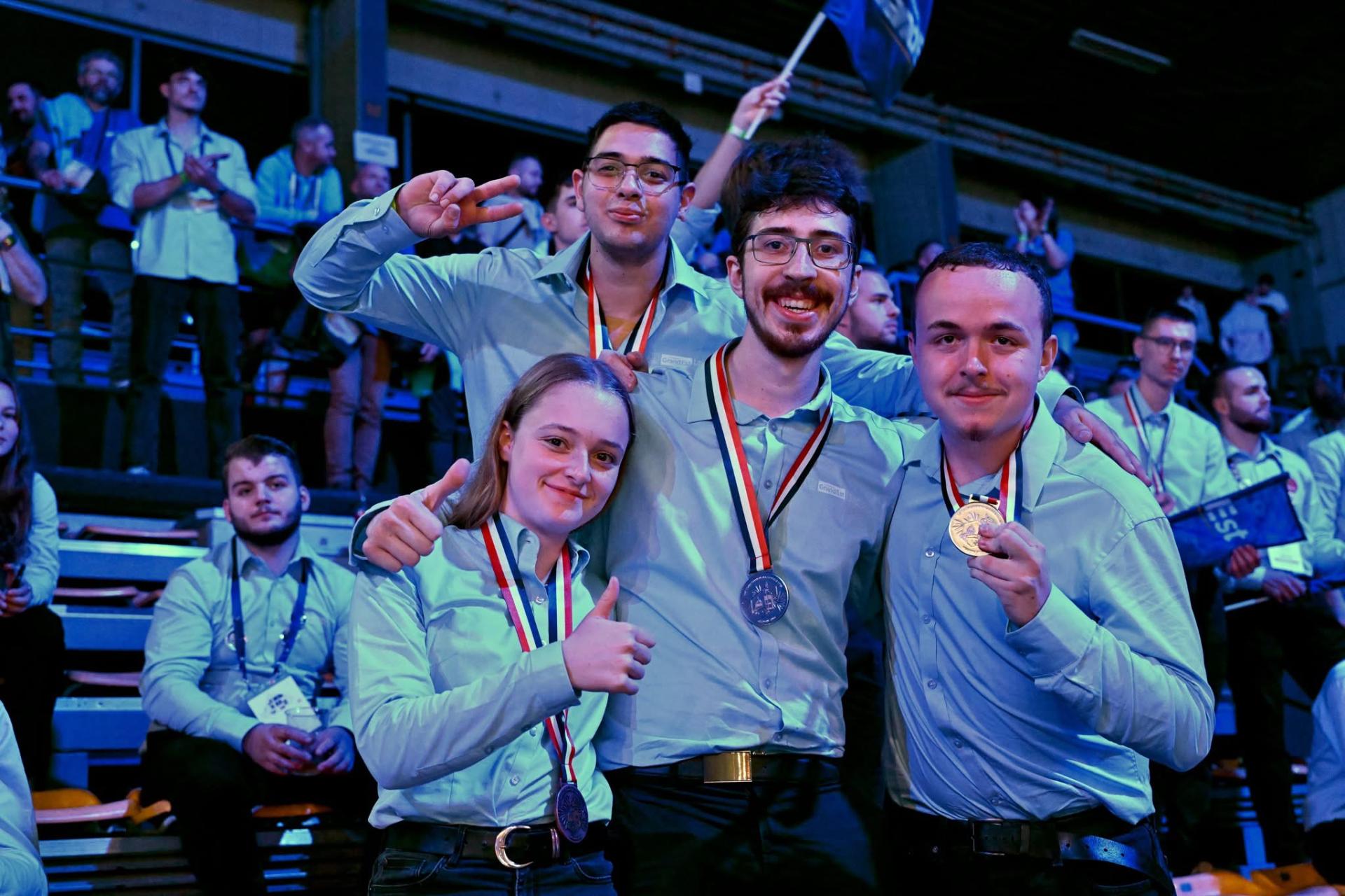 Photo médaillés Worldskills 2025